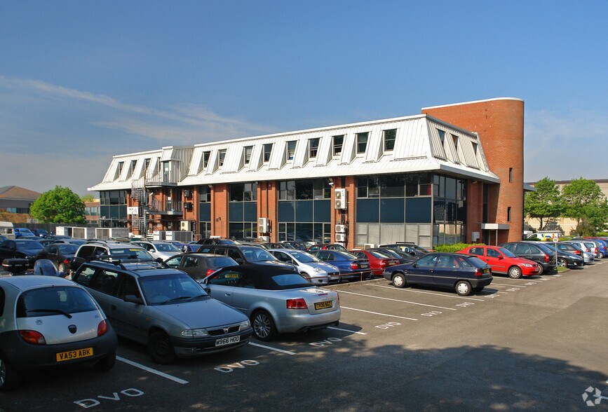 Barnett Way, Gloucester en alquiler - Foto del edificio - Imagen 3 de 6