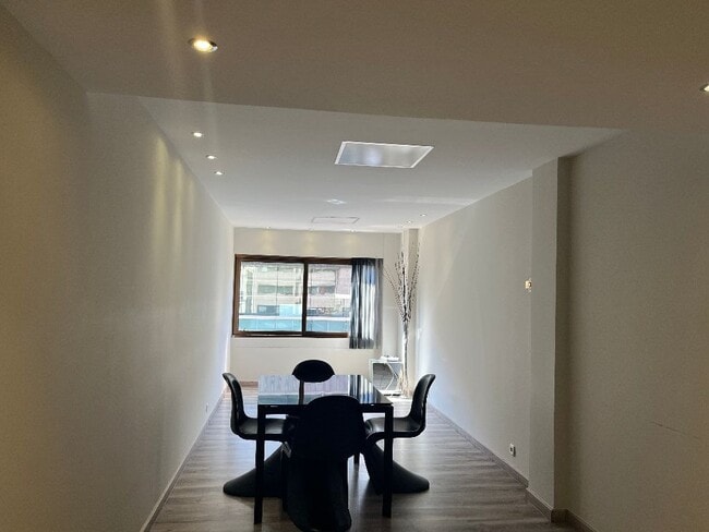 Más detalles de Oficina en alquiler