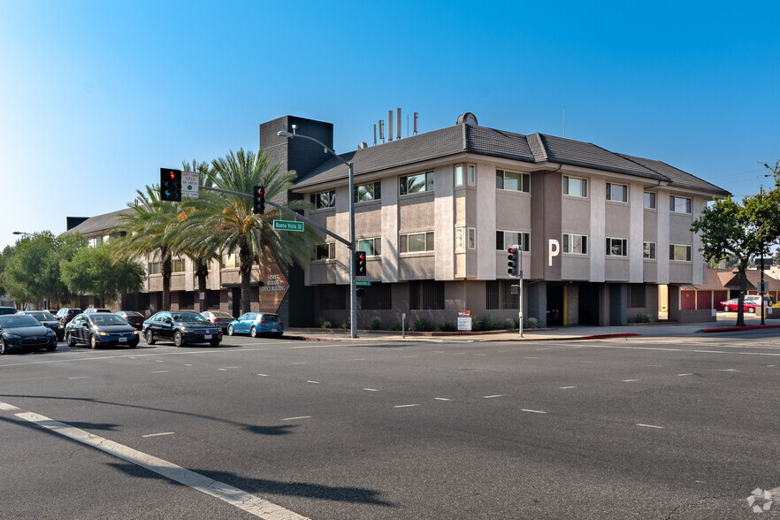 2501 W Burbank Blvd, Burbank, CA en alquiler - Foto del edificio - Imagen 3 de 7