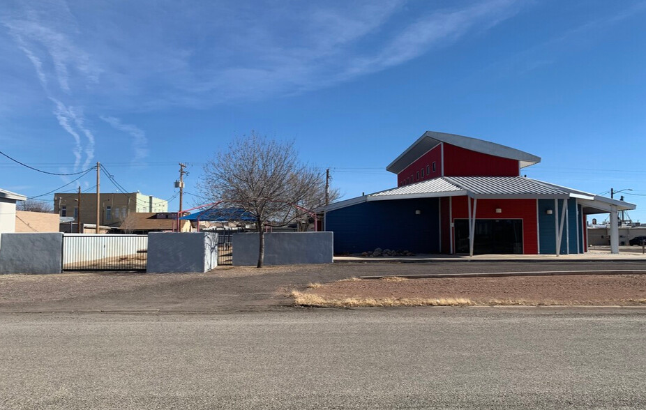 151 S Curtis Ave, Willcox, AZ en venta - Foto del edificio - Imagen 3 de 15