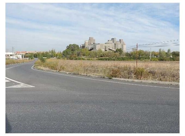 Más detalles de Carretera de Serranillos, Yeles - Terreno en venta