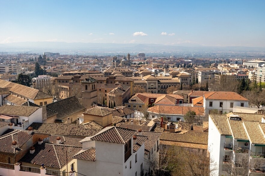Terreno en Granada, Granada en venta - Foto del edificio - Imagen 2 de 36