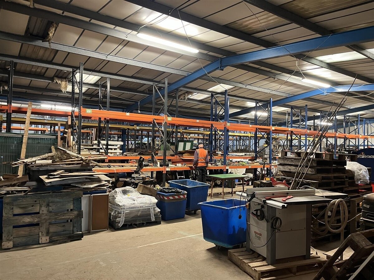 Station Rd, Shillingstone, DOR DT11 0SA - Unidad 3-4 -  - Foto del interior - Image 1 of 3