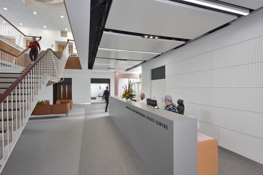 Styal Rd, Manchester en venta - Vestíbulo - Imagen 3 de 29