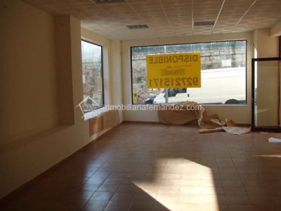 Local en Cáceres, Cáceres en venta - Foto del edificio - Imagen 2 de 3