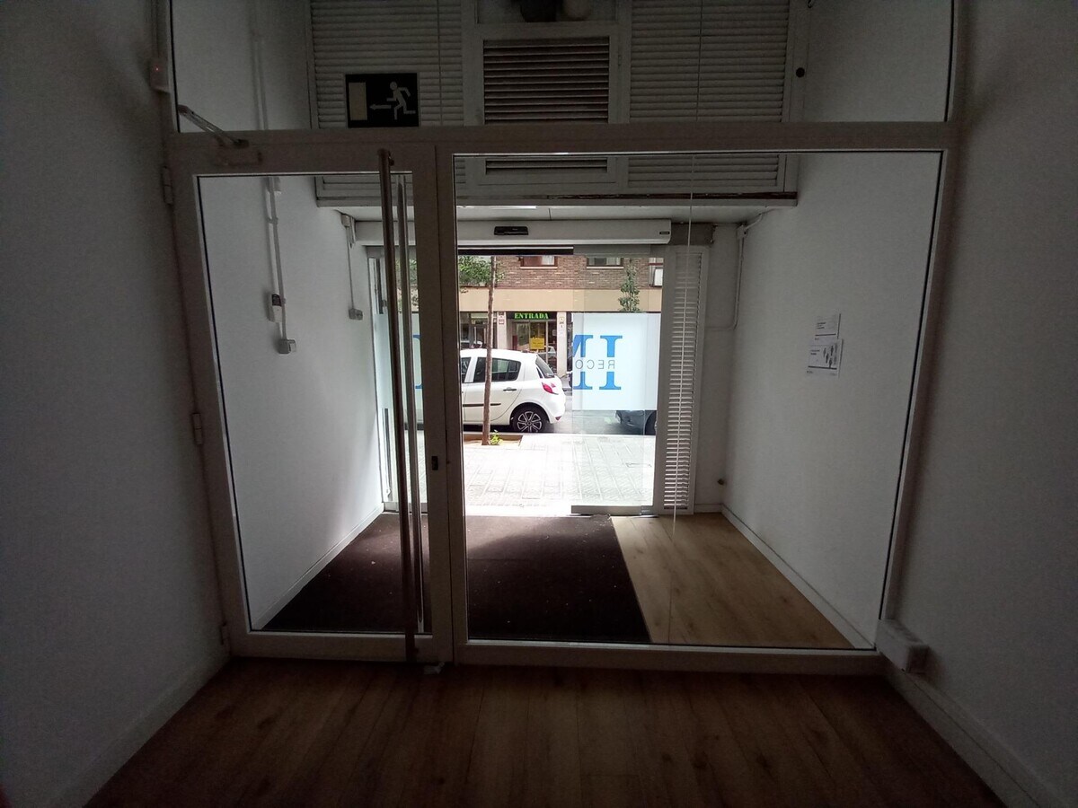 Barcelona, BAR 08014 - Unidad - -  - Foto del interior - Image 1 of 15