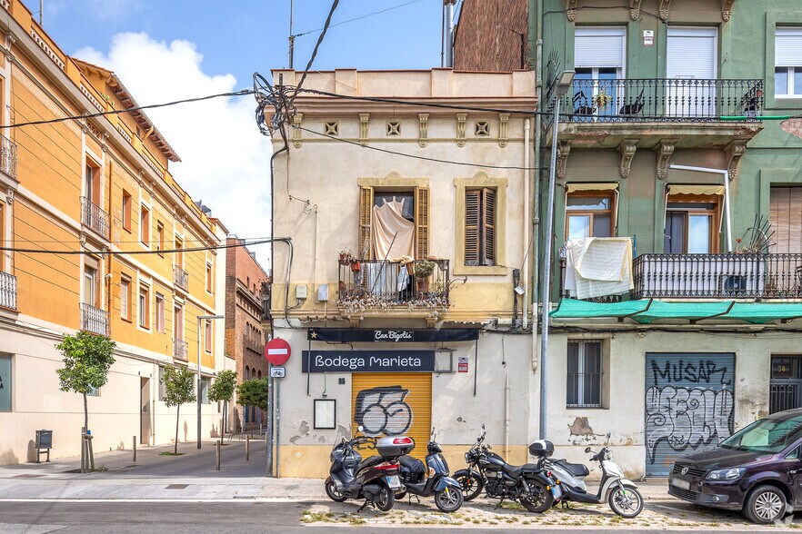 Local en Barcelona, Barcelona en alquiler - Foto del edificio - Imagen 2 de 2