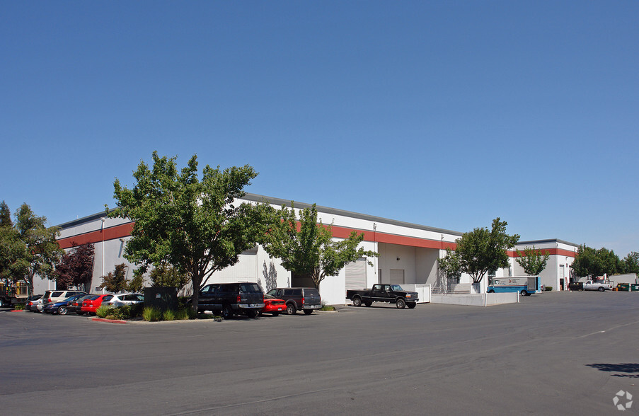 545 Jefferson Blvd, West Sacramento, CA en alquiler - Foto del edificio - Imagen 3 de 8