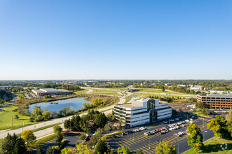 2701 Cambridge Ct, Auburn Hills, MI - vista aérea  vista de mapa