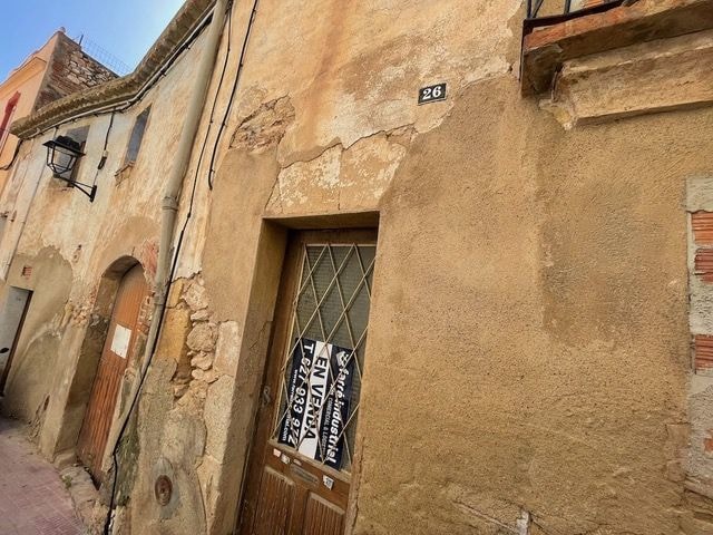 Edificio residencial en Constantí, Tarragona en venta - Foto del edificio - Imagen 2 de 3