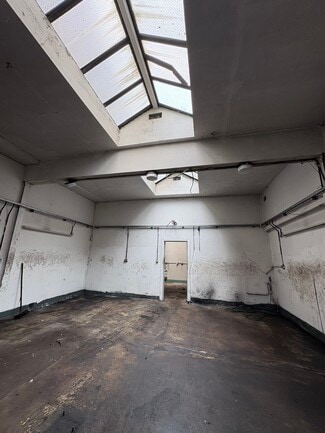 Más detalles de 28 Queen Charlotte St, Edinburgh - Nave en venta