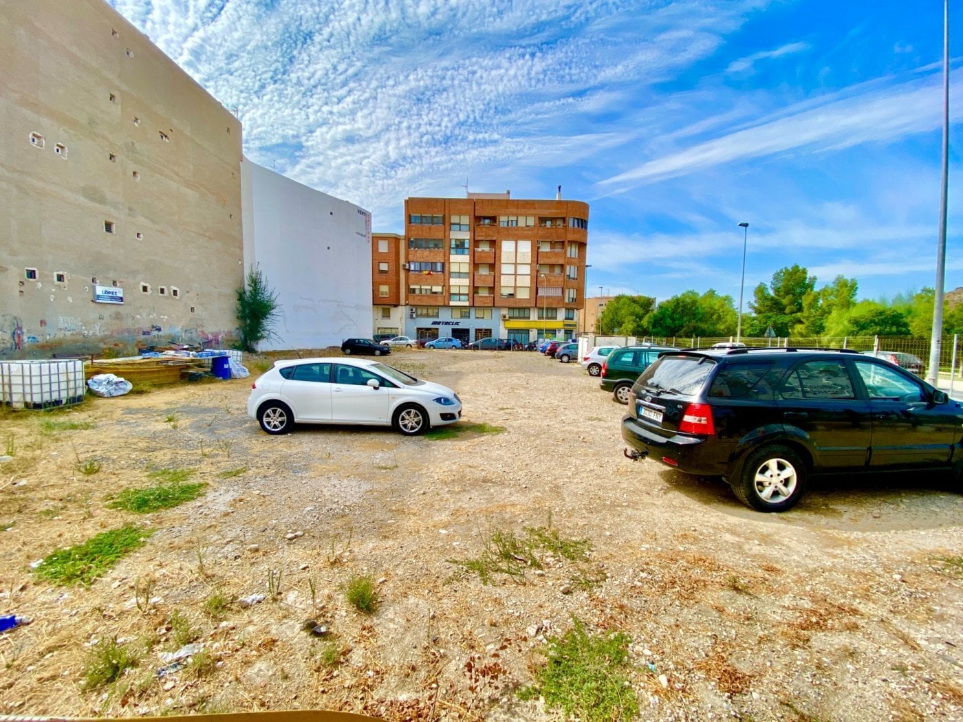 Terreno en Elda, Alicante en venta Foto principal- Imagen 1 de 9