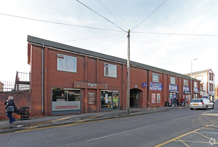 147-153 High St, Rushden en alquiler - Foto principal - Imagen 1 de 7