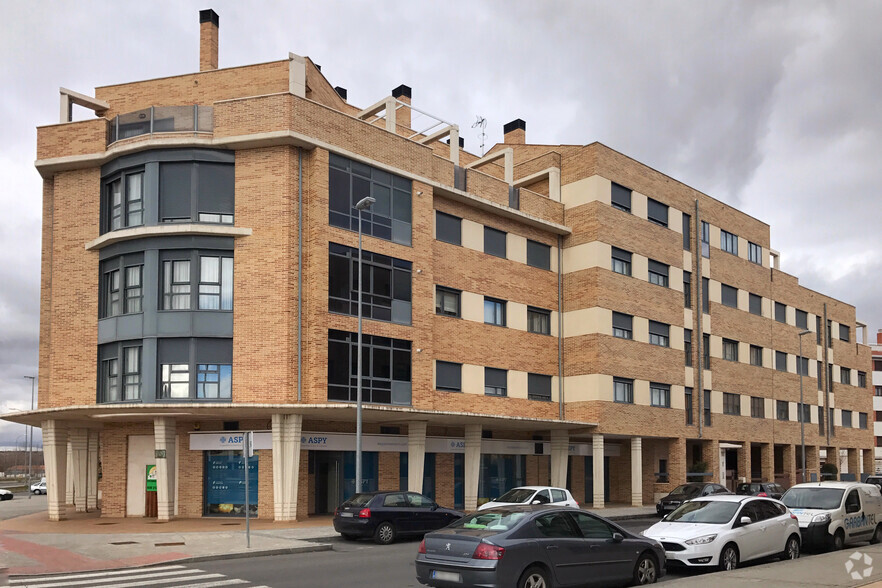 Edificios residenciales en Ávila, Ávila en venta - Foto del edificio - Imagen 2 de 2