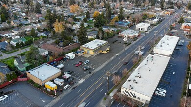 3137 NE 82nd Ave, Portland, OR - VISTA AÉREA  vista de mapa - Image1