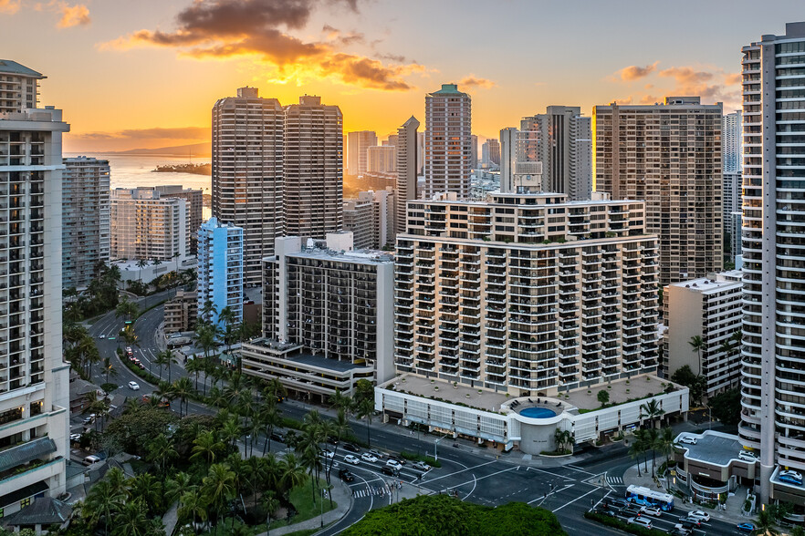 1860 Ala Moana Blvd, Honolulu, HI en alquiler - Foto del edificio - Imagen 2 de 6