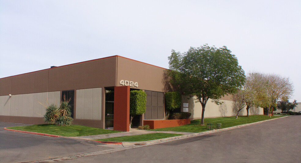 4014 E Broadway Rd, Phoenix, AZ en alquiler - Foto del edificio - Imagen 2 de 10