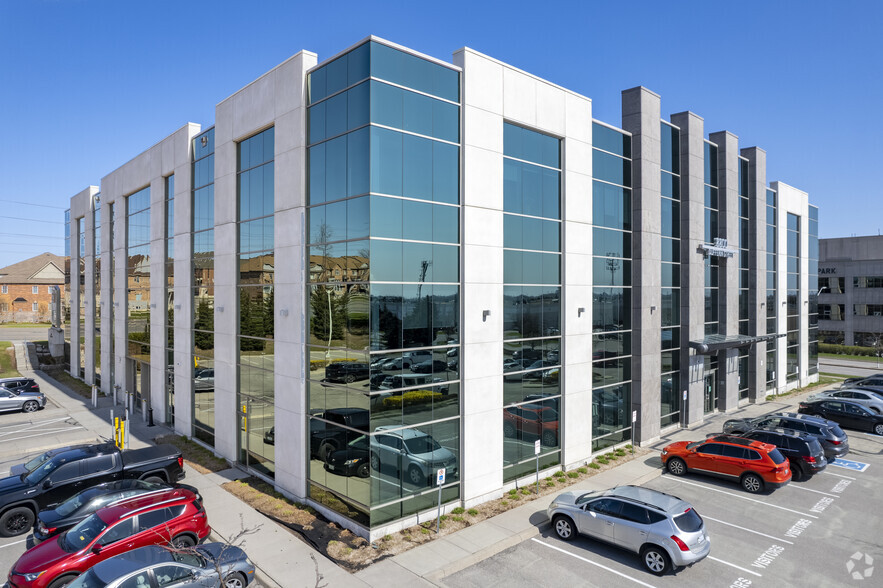 8800 Dufferin St, Vaughan, ON en alquiler - Foto del edificio - Imagen 2 de 7