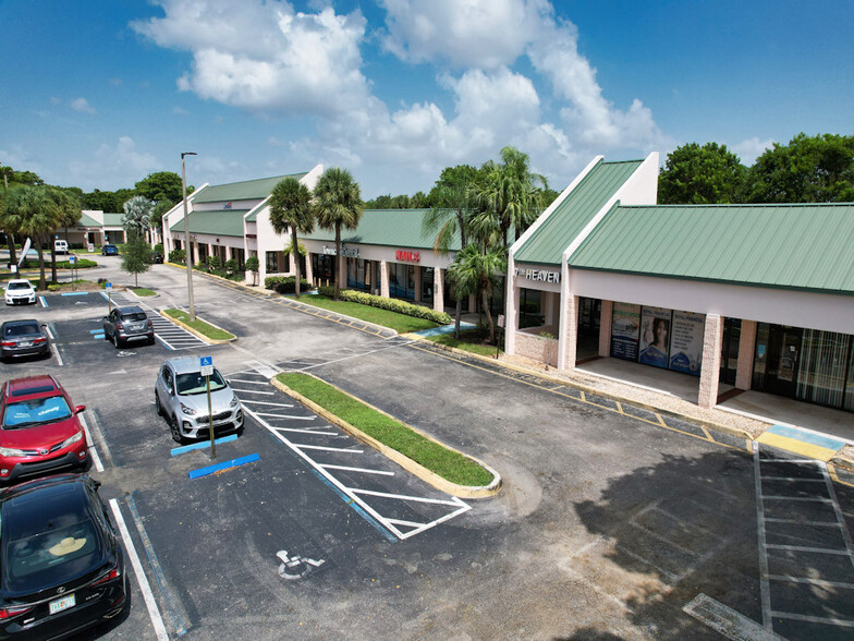 7101-7225 W Oakland Park Blvd, Lauderhill, FL en alquiler - Foto del edificio - Imagen 1 de 7