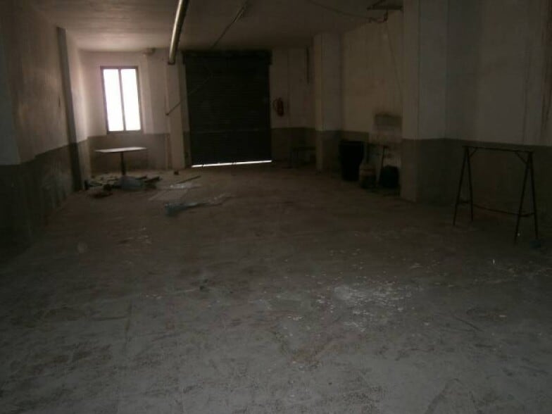 Local en MONÒVER en alquiler - Foto del interior - Imagen 3 de 3
