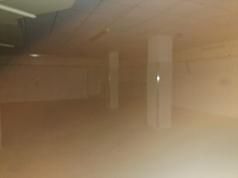 Local en Santiago de Compostela, La Coruna en alquiler - Foto del interior - Imagen 3 de 12