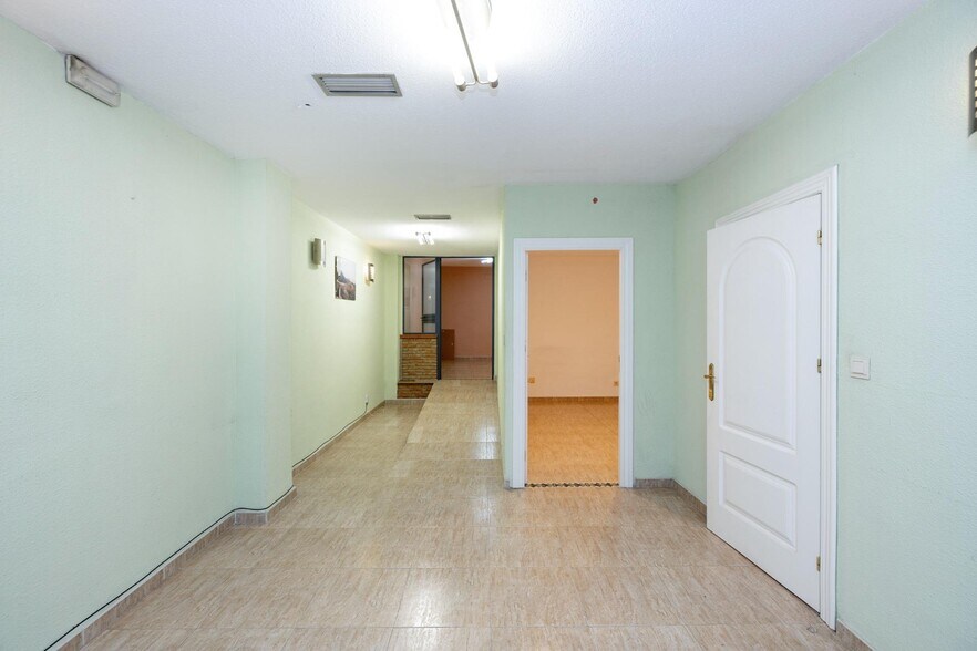 Calle Conde Cifuentes, Granada, Granada en venta - Foto del interior - Imagen 3 de 14