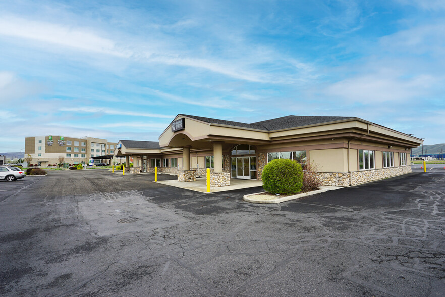 1236-1240 Ahtanum Ridge Dr, Yakima, WA en alquiler - Foto del edificio - Imagen 3 de 15