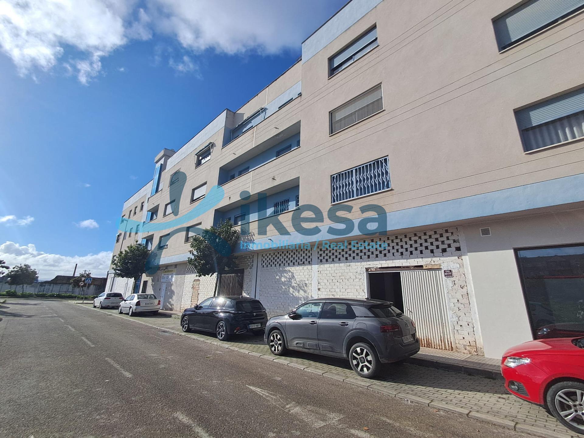 Local en Puente Genil, Córdoba en venta Foto del edificio- Imagen 1 de 10