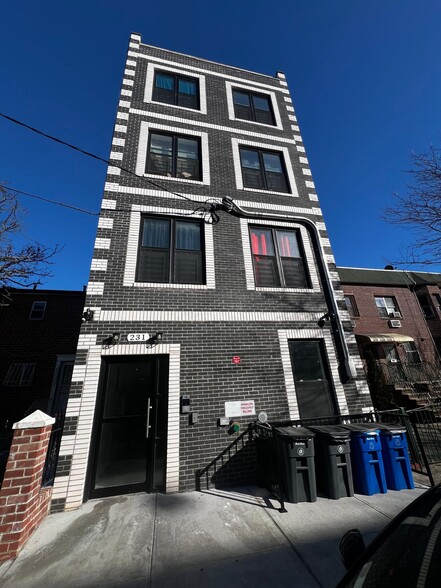 235 Chester St, Brooklyn, NY en venta - Foto del edificio - Imagen 3 de 28