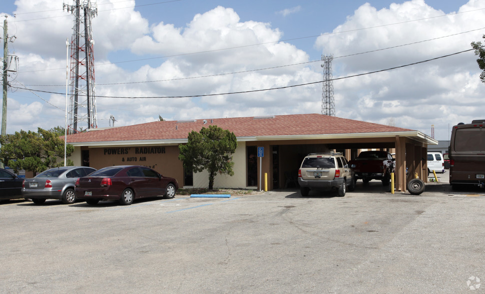 2559 Fowler St, Fort Myers, FL en venta - Foto principal - Imagen 1 de 3