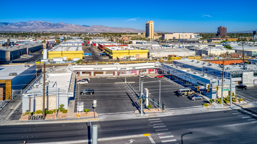 2971 Sammy Davis Jr Dr, Las Vegas, NV en alquiler - Foto del edificio - Imagen 3 de 10