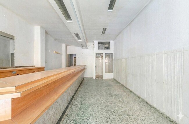 Más detalles de Calle de María Dolores, 11, Gijón - Local en venta