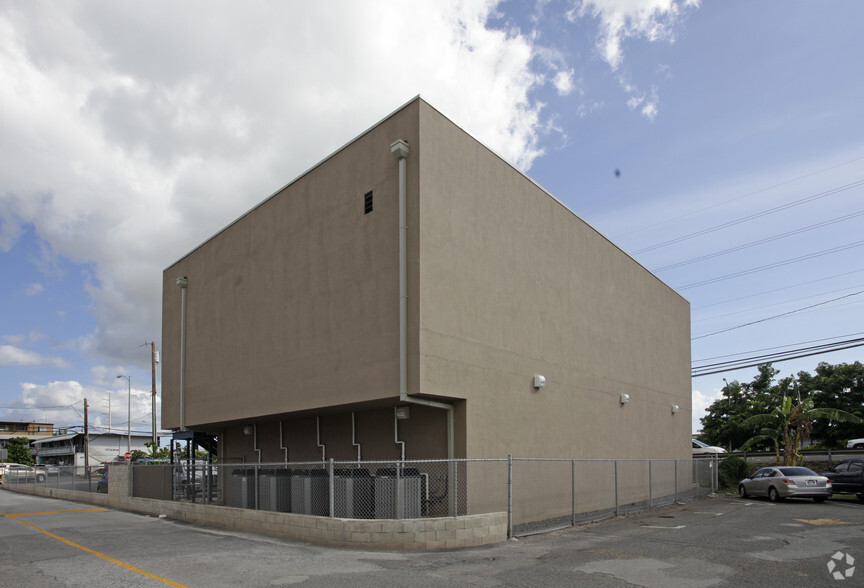 98-104 Kanuku St, Aiea, HI en alquiler - Foto del edificio - Imagen 2 de 12