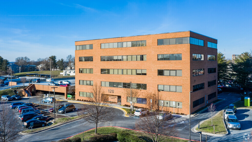 120 Sister Pierre Dr, Towson, MD en venta - Foto del edificio - Imagen 2 de 15