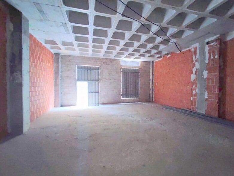 Local en Enguera en venta - Foto del edificio - Imagen 3 de 10