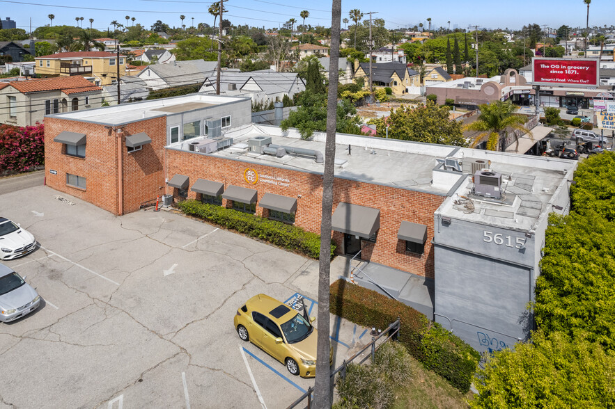 5615 W Pico Blvd, Los Angeles, CA en venta - Foto del edificio - Imagen 3 de 16