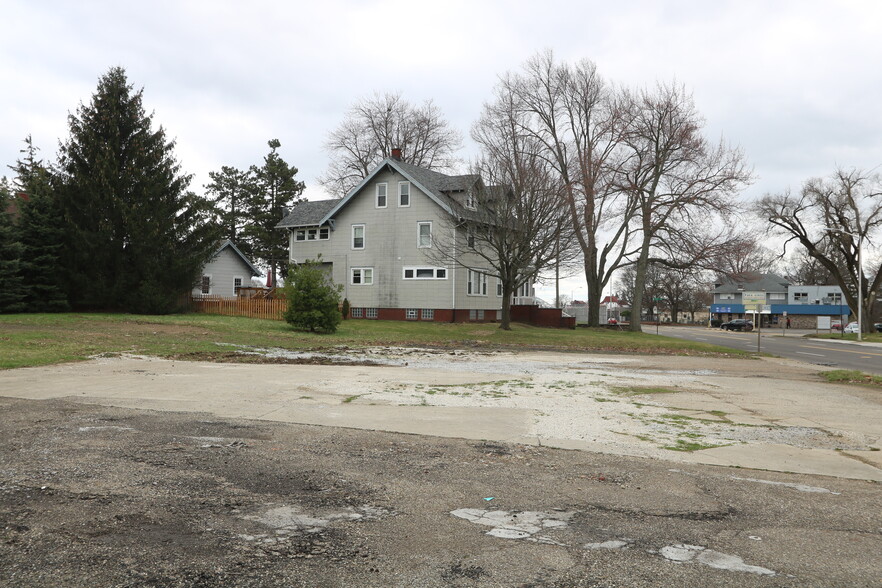 2130 Cleveland Ave NW, Canton, OH en venta - Foto del edificio - Imagen 2 de 10