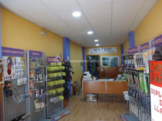 Local en Cáceres, Cáceres en venta - Foto del edificio - Imagen 2 de 6