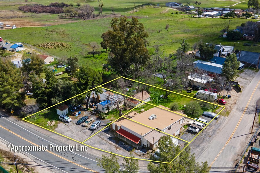 1367 Dewey Pl, Campo, CA en venta - Foto del edificio - Imagen 3 de 12