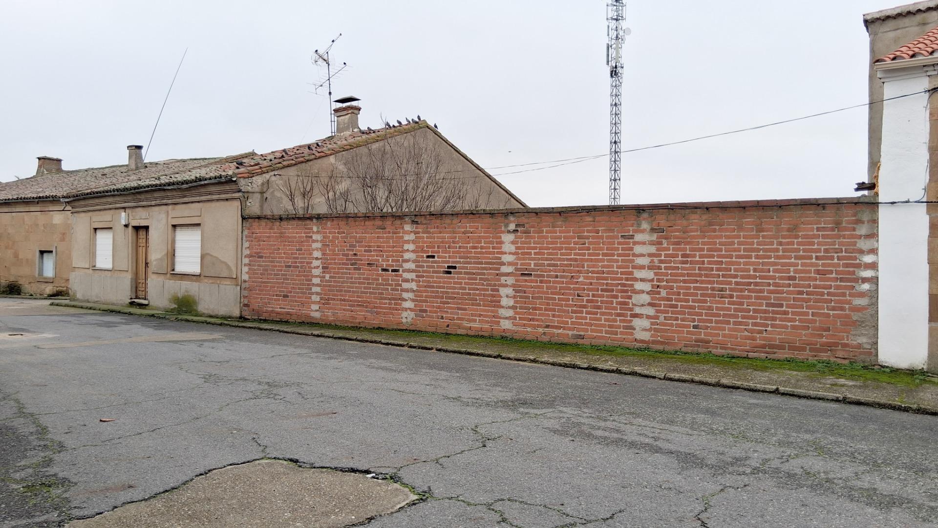 Terreno en Encinas de Abajo en venta Foto del edificio- Imagen 1 de 20