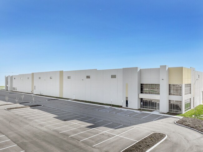 Más detalles de 5625 Enterprise Dr, McCordsville, IN - Nave en alquiler