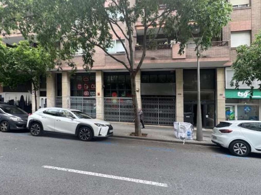 Local en Barcelona, Barcelona en alquiler Foto de la construcción- Imagen 1 de 7