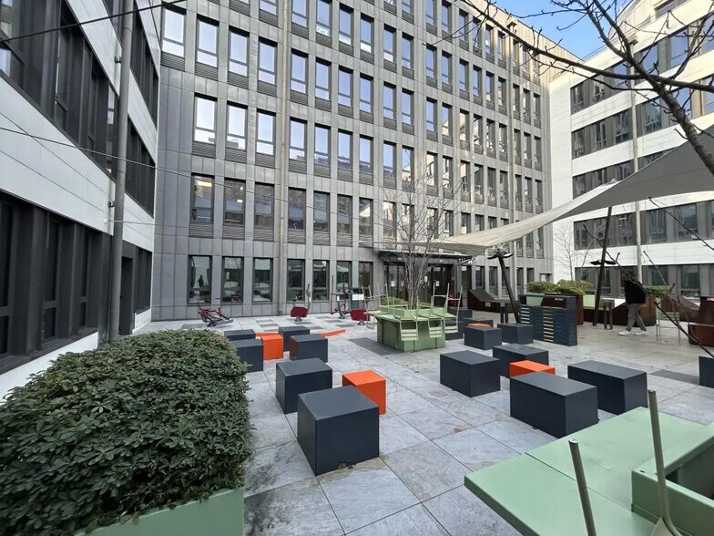 35-37 Rue Louis Guérin, Villeurbanne en alquiler - Foto del edificio - Imagen 2 de 3