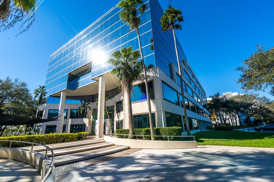 777 Yamato Rd, Boca Raton, FL en alquiler - Foto del edificio - Imagen 1 de 20