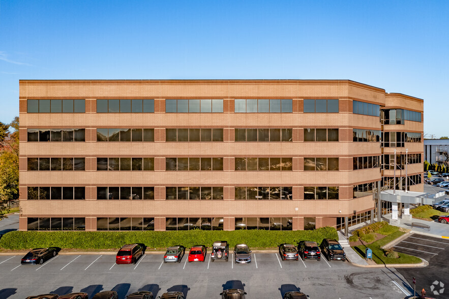 100 West Rd, Towson, MD en alquiler - Foto del edificio - Imagen 2 de 5