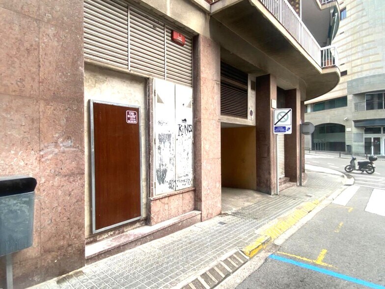 Edificio residencial en Manresa, Barcelona en venta - Foto del edificio - Imagen 2 de 2