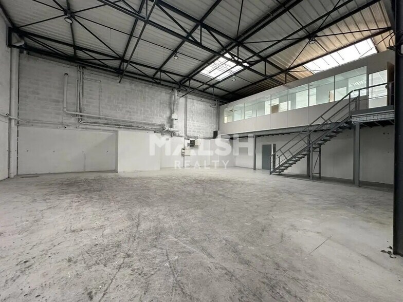 Flex en Saint-Priest en alquiler - Foto del interior - Imagen 3 de 9