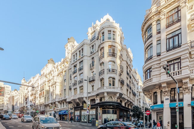 Más detalles de Calle de Víctor Hugo, 1, Madrid - Oficina en alquiler