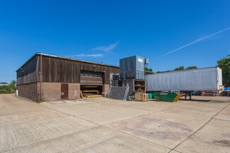 Más detalles de Chilmington Green, Great Chart - Nave en alquiler