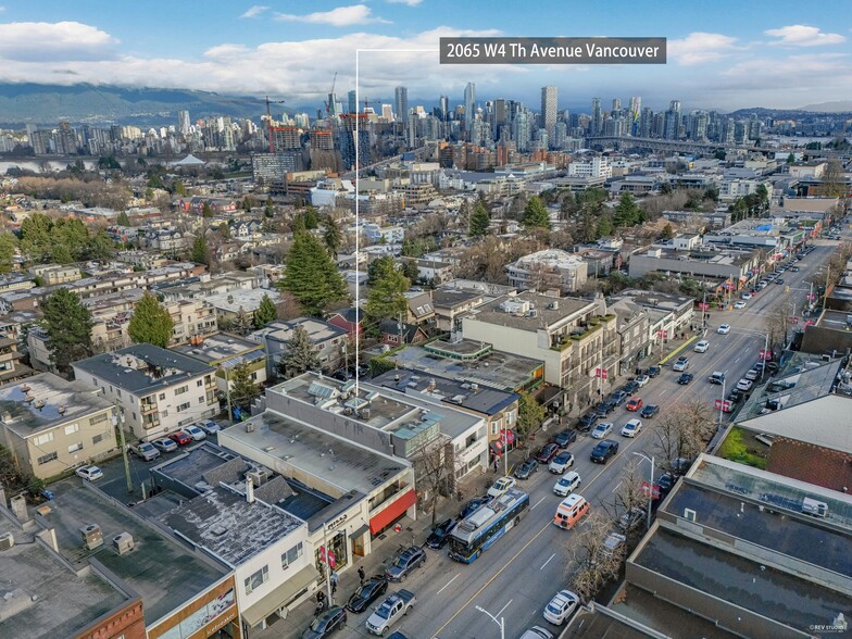 2065 W 4th Ave, Vancouver, BC en venta - Foto del edificio - Imagen 3 de 11